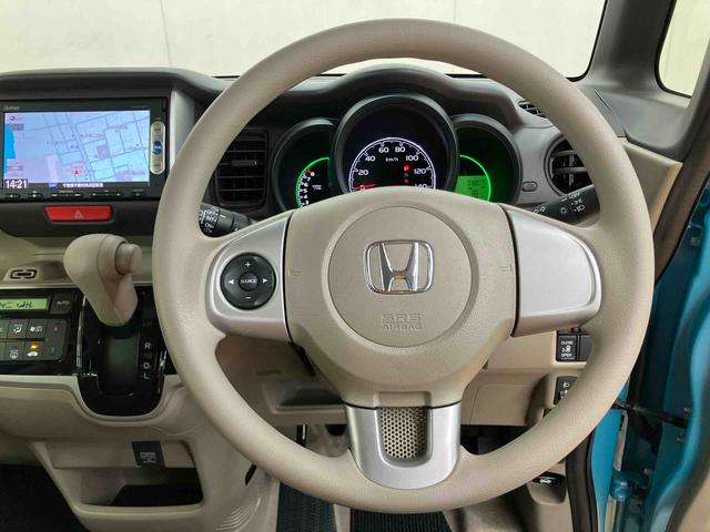 Ｎ−ＢＯＸＧ・Ｌパッケージバックカメラ連動ナビ　アイドリングストップ　横滑り防止装置　マニュアルレベリング機能付ハロゲンヘッドライト　プッシュエンジンスタート　キーフリーシステム　バニティーミラー付き左右サンバイザー（千葉県）の中古車