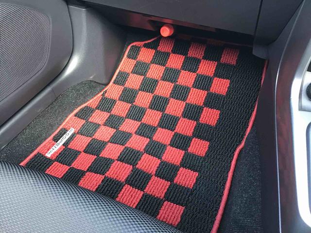 コペンエクスプレイ純正フルセグＴＶナビゲーション・ＥＴＣ・ＬＥＤヘッドライト・フォグランプ・キーフリーシステム・オートエアコン・シートヒーター・オートライト（千葉県）の中古車