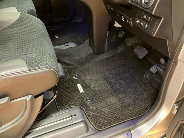 タントカスタムRSスタイルセレクションターボ 9型ナビ/TV/DVD/BT/USB 後席モニター 全周囲カメラ 前後ドラレコ ETC 全車速追従クルコン LEDヘッドライト オートライト コ−ナ−センサー シートヒーター 両側電動スライド(千葉県)の中古車