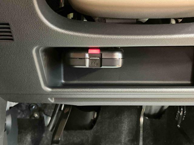 ムーヴキャンバスＧメイクアップリミテッド　ＳＡIIIパノラマカメラ連動フルセグナビ　ＵＳＢ接続　ブルートゥース対応　フロント．リヤドライブレコーダー連動　衝突被害軽減ブレーキ　横滑り防止装置　助手席シートアンダートレイ　置きラクボックス（千葉県）の中古車