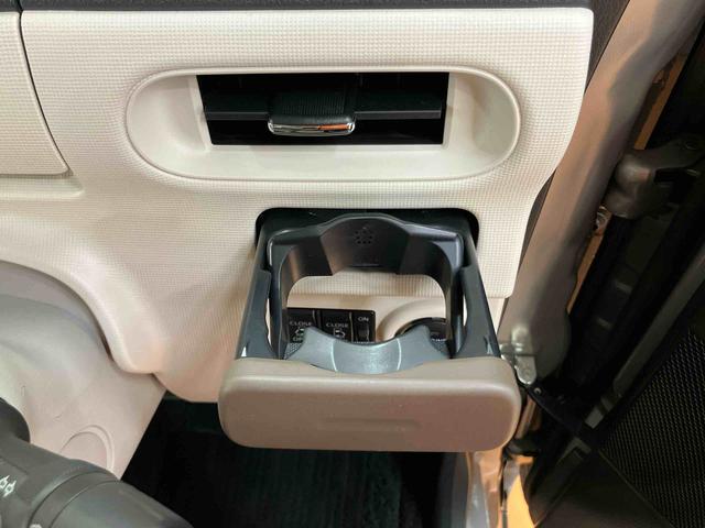 ムーヴキャンバスＧメイクアップリミテッド　ＳＡIIIパノラマカメラ連動フルセグナビ　ＵＳＢ接続　ブルートゥース対応　フロント．リヤドライブレコーダー連動　衝突被害軽減ブレーキ　横滑り防止装置　助手席シートアンダートレイ　置きラクボックス（千葉県）の中古車