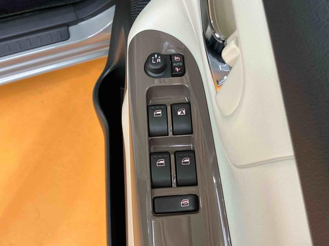 ムーヴキャンバスＧメイクアップリミテッド　ＳＡIIIパノラマカメラ連動フルセグナビ　ＵＳＢ接続　ブルートゥース対応　フロント．リヤドライブレコーダー連動　衝突被害軽減ブレーキ　横滑り防止装置　助手席シートアンダートレイ　置きラクボックス（千葉県）の中古車