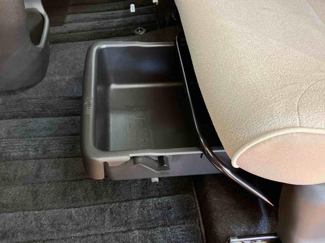 ムーヴキャンバスＧメイクアップリミテッド　ＳＡIIIパノラマカメラ連動フルセグナビ　ＵＳＢ接続　ブルートゥース対応　フロント．リヤドライブレコーダー連動　衝突被害軽減ブレーキ　横滑り防止装置　助手席シートアンダートレイ　置きラクボックス（千葉県）の中古車