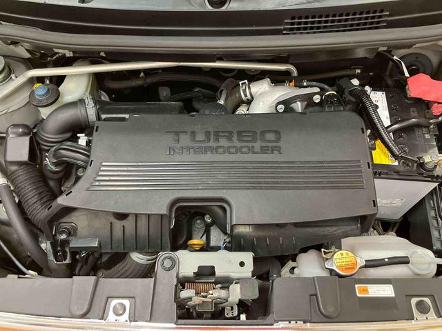 ムーヴコンテカスタム　ＲＳフルセグナビ　ＵＳＢ接続　ブルートゥース対応　ＥＴＣ　キーフリーシステム　セキュリティアラーム　アイドリングストップ　照明．バニティーミラー付き左右サンバイザー　助手席シートアンダートレイ（千葉県）の中古車