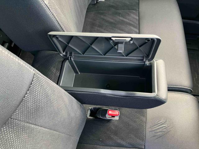 タントカスタムＲＳ　トップエディションＳＡIIターボ　ナビ／ワンセグ／ＣＤ／ＵＳＢ　バックカメラ　ＥＴＣ　トップシェイドガラス　ＬＥＤヘッドライト　オートライト　スマアシ　両電動スライド　革巻ステアリング　キーフリー　盗難防止警報　アルミホイール（千葉県）の中古車