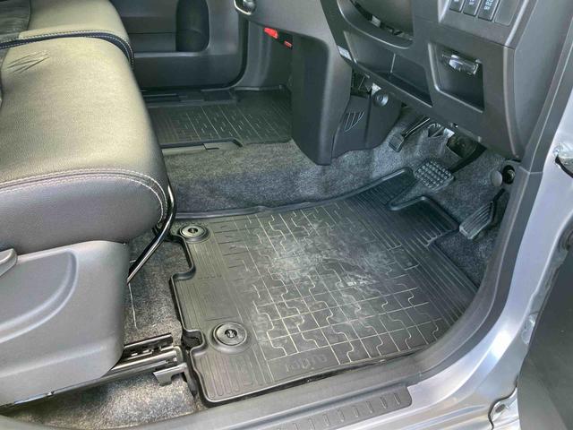 タントカスタムＲＳ　トップエディションＳＡIIターボ　ナビ／ワンセグ／ＣＤ／ＵＳＢ　バックカメラ　ＥＴＣ　トップシェイドガラス　ＬＥＤヘッドライト　オートライト　スマアシ　両電動スライド　革巻ステアリング　キーフリー　盗難防止警報　アルミホイール（千葉県）の中古車