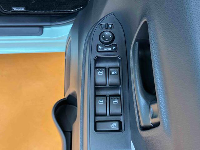 タントＸバックカメラ連動フルセグナビ　ＵＳＢ接続　ブルートゥース対応　フロント．リヤドライブレコーダー連動　ビルトインＥＴＣ　前席シートヒーター　運転席ロングスライドシート　前後コーナーセンサー（千葉県）の中古車