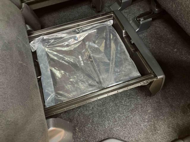 ムーヴキャンバスＧブラックアクセントＶＳ　ＳＡIIIパノラマカメラ連動フルセグナビ　ＵＳＢ接続　ブルートゥース対応　フロント．リヤドライブレコーダー連動　置きラクボックス　運転席シートヒーター　ウインドシールドディアイサー　プッシュエンジンスタート（千葉県）の中古車