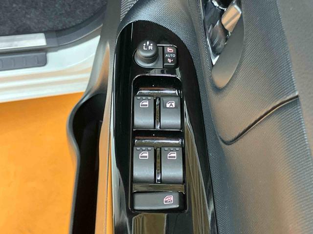 ムーヴキャンバスＧブラックアクセントＶＳ　ＳＡIIIパノラマカメラ連動フルセグナビ　ＵＳＢ接続　ブルートゥース対応　フロント．リヤドライブレコーダー連動　置きラクボックス　運転席シートヒーター　ウインドシールドディアイサー　プッシュエンジンスタート（千葉県）の中古車