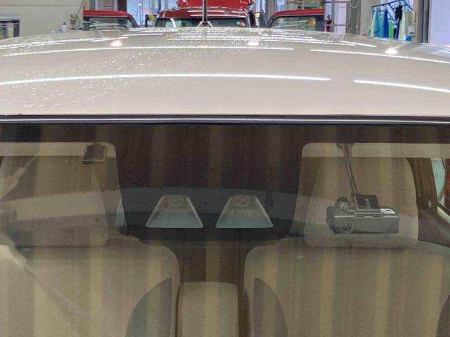 キャストスタイルＧ　リミテッド　ＳＡIIIパノラマカメラ連動フルセグナビ　ＵＳＢ接続　ブルートゥース対応　フロントドライブレコーダー連動　ＥＴＣ　前席シートヒーター　コートフック付き左リヤアシストグリップ　オーバーヘッドコンソール（千葉県）の中古車