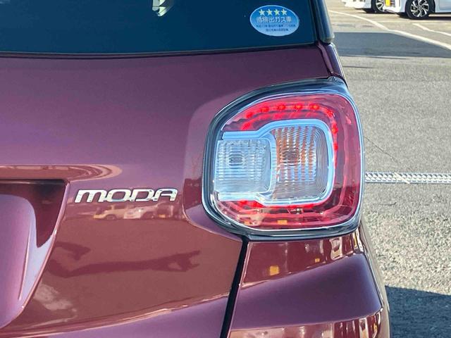 パッソモーダ　Ｇパッケージナビ／ＴＶ／ＤＶＤ／ＢＴ／ＵＳＢ　Ｂカメラ　ＥＴＣ　ＬＥＤヘッドライト　オートライト　革巻ステアリング　ステリモ　チルトハンドル　オートＡ／Ｃ　スマートキー　盗難防止警報　足踏み式駐車ブレーキ　アルミ（千葉県）の中古車