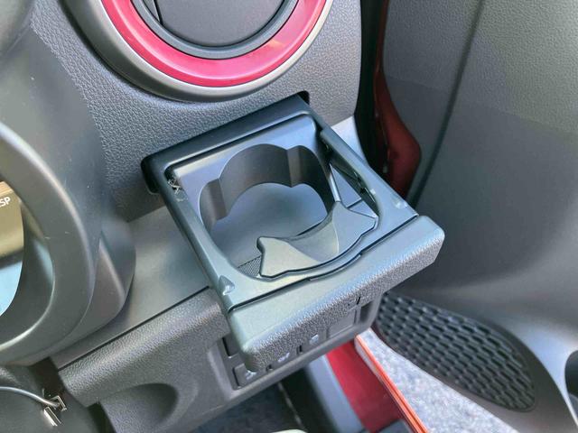 パッソモーダ　Ｇパッケージナビ／ＴＶ／ＤＶＤ／ＢＴ／ＵＳＢ　Ｂカメラ　ＥＴＣ　ＬＥＤヘッドライト　オートライト　革巻ステアリング　ステリモ　チルトハンドル　オートＡ／Ｃ　スマートキー　盗難防止警報　足踏み式駐車ブレーキ　アルミ（千葉県）の中古車