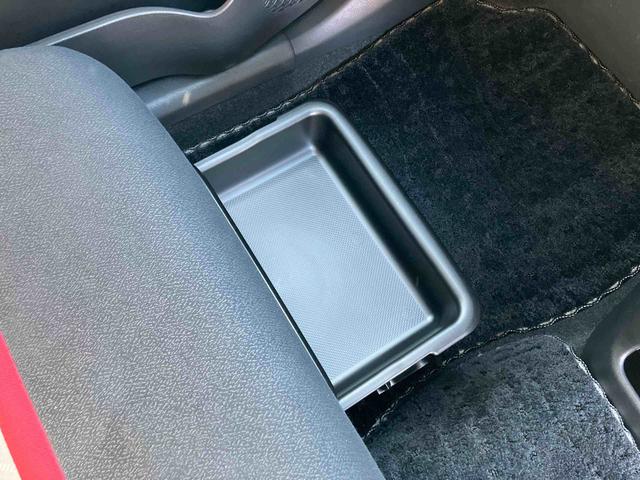 パッソモーダ　Ｇパッケージナビ／ＴＶ／ＤＶＤ／ＢＴ／ＵＳＢ　Ｂカメラ　ＥＴＣ　ＬＥＤヘッドライト　オートライト　革巻ステアリング　ステリモ　チルトハンドル　オートＡ／Ｃ　スマートキー　盗難防止警報　足踏み式駐車ブレーキ　アルミ（千葉県）の中古車