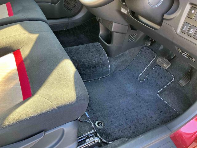 パッソモーダ　Ｇパッケージナビ／ＴＶ／ＤＶＤ／ＢＴ／ＵＳＢ　Ｂカメラ　ＥＴＣ　ＬＥＤヘッドライト　オートライト　革巻ステアリング　ステリモ　チルトハンドル　オートＡ／Ｃ　スマートキー　盗難防止警報　足踏み式駐車ブレーキ　アルミ（千葉県）の中古車