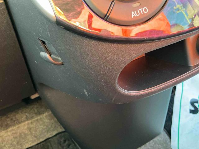 タントカスタムＸ　トップエディションＳＡIIIスライドドア　ＬＥＤヘッドライト＆フォグランプ　１４インチアルミホイール　バックカメラ／ステアリングスイッチ　プッシュボタンスターター　衝突被害軽減ブレーキ（千葉県）の中古車