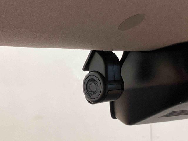 タントＸバックカメラ連動９インチフルセグナビ　ＵＳＢ接続　ブルートゥース対応　フロント．リヤドライブレコーダー連動　ビルトインＥＴＣ　運転席ロングスライドシート　前席シートヒーター　前後コーナーセンサー（千葉県）の中古車