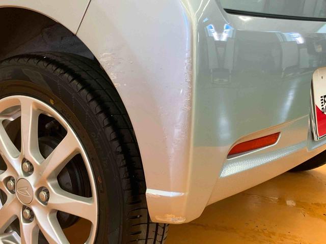 ムーヴカスタム　ＸＣＤラジオチューナー　ＵＳＢ接続　ＡＵＸ接続　アイドリングストップ　プッシュエンジンスタート　キーフリーシステム　セキュリティアラーム　照明．バニティーミラー付き左右サンバイザー　シートアンダートレイ（千葉県）の中古車