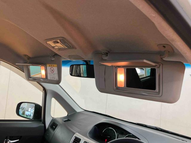 ムーヴカスタム　ＸＣＤラジオチューナー　ＵＳＢ接続　ＡＵＸ接続　アイドリングストップ　プッシュエンジンスタート　キーフリーシステム　セキュリティアラーム　照明．バニティーミラー付き左右サンバイザー　シートアンダートレイ（千葉県）の中古車