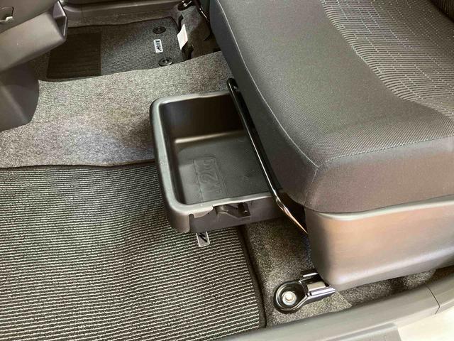 ムーヴカスタム　ＸＣＤラジオチューナー　ＵＳＢ接続　ＡＵＸ接続　アイドリングストップ　プッシュエンジンスタート　キーフリーシステム　セキュリティアラーム　照明．バニティーミラー付き左右サンバイザー　シートアンダートレイ（千葉県）の中古車