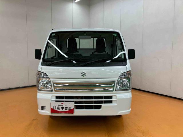 キャリイトラックＫＣエアコン・パワステ４ＷＤ　横滑り防止装置　マニュアルレベリング機能付ハロゲンヘッドライト　オートライト　スピーカー一体型ラジオチューナー　運転席シートバックポケット　ゲートプロテクター　灰皿型小物入れ（千葉県）の中古車