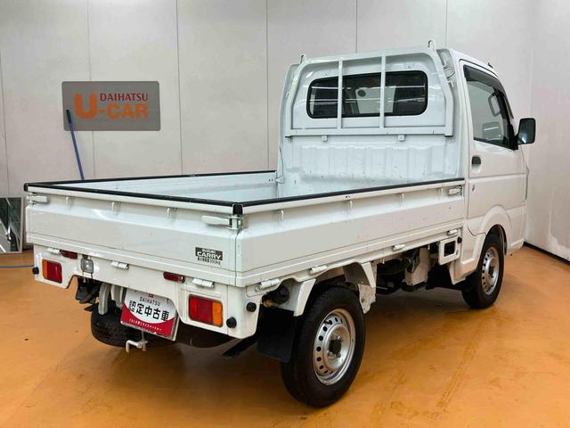 キャリイトラックＫＣエアコン・パワステ４ＷＤ　横滑り防止装置　マニュアルレベリング機能付ハロゲンヘッドライト　オートライト　スピーカー一体型ラジオチューナー　運転席シートバックポケット　ゲートプロテクター　灰皿型小物入れ（千葉県）の中古車