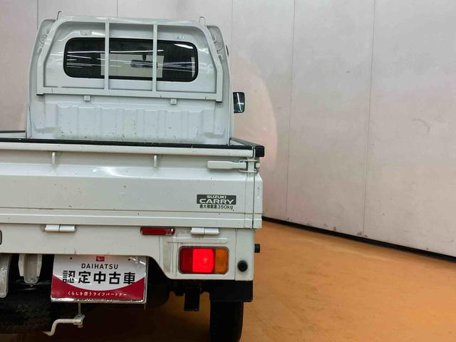 キャリイトラックＫＣエアコン・パワステ４ＷＤ　横滑り防止装置　マニュアルレベリング機能付ハロゲンヘッドライト　オートライト　スピーカー一体型ラジオチューナー　運転席シートバックポケット　ゲートプロテクター　灰皿型小物入れ（千葉県）の中古車