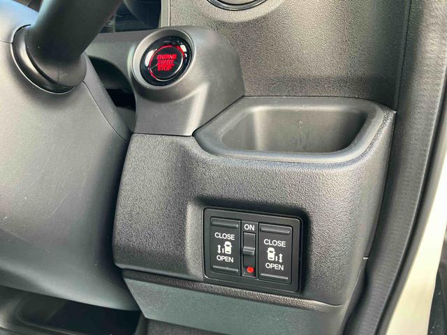 N−BOXカスタムターボナビ/BT/TV/DISC/全周囲カメラ/ステアリングスイッチ 前後ドラレコ ETC 両側パワスラ LEDヘッドライト 15インチアルミ スマートキー シートヒーター クルコン 衝突被害軽減ブレーキ(千葉県)の中古車