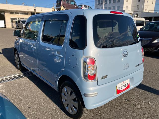 ミラココアココアＬＣＤ／ラジオ　ＥＴＣ　アイドリングストップ　キーレスエントリー　盗難防止アラーム　シートリフター　チルトステアリング　スペアタイヤ　足踏み式パーキングブレーキ　電動格納ドアミラー　マニュアルエアコン（千葉県）の中古車