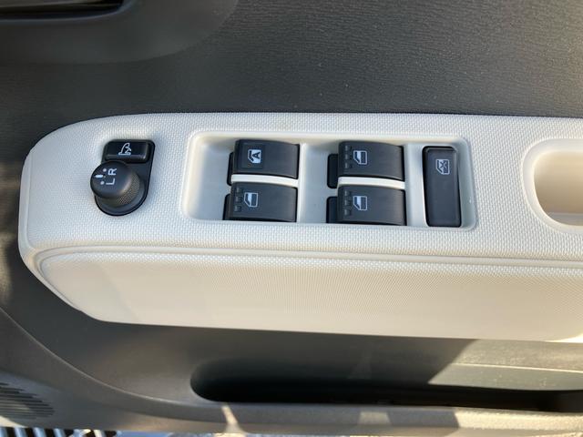 ミラココアココアＬＣＤ／ラジオ　ＥＴＣ　アイドリングストップ　キーレスエントリー　盗難防止アラーム　シートリフター　チルトステアリング　スペアタイヤ　足踏み式パーキングブレーキ　電動格納ドアミラー　マニュアルエアコン（千葉県）の中古車