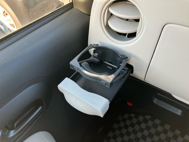 ミラココアココアＬＣＤ／ラジオ　ＥＴＣ　アイドリングストップ　キーレスエントリー　盗難防止アラーム　シートリフター　チルトステアリング　スペアタイヤ　足踏み式パーキングブレーキ　電動格納ドアミラー　マニュアルエアコン（千葉県）の中古車