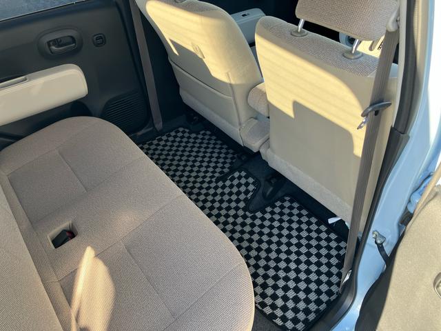 ミラココアココアＬＣＤ／ラジオ　ＥＴＣ　アイドリングストップ　キーレスエントリー　盗難防止アラーム　シートリフター　チルトステアリング　スペアタイヤ　足踏み式パーキングブレーキ　電動格納ドアミラー　マニュアルエアコン（千葉県）の中古車