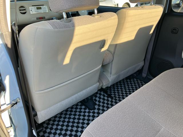 ミラココアココアＬＣＤ／ラジオ　ＥＴＣ　アイドリングストップ　キーレスエントリー　盗難防止アラーム　シートリフター　チルトステアリング　スペアタイヤ　足踏み式パーキングブレーキ　電動格納ドアミラー　マニュアルエアコン（千葉県）の中古車