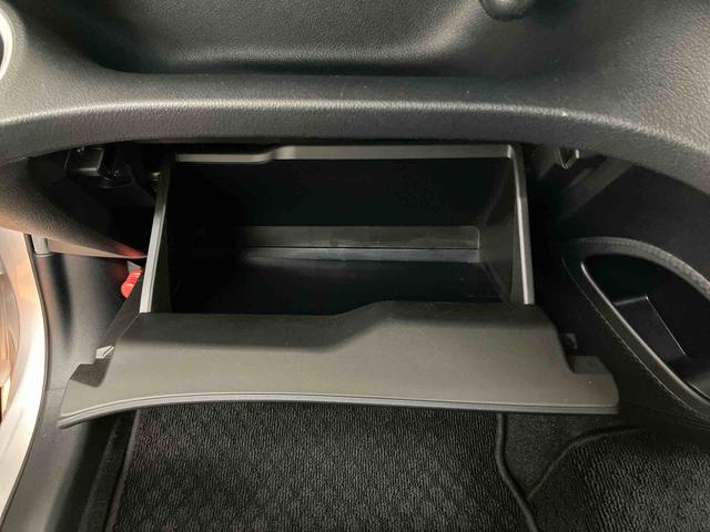 シエンタGモデリスタエアロパーツ CDラジオチューナー USB接続 AUX接続 ビルトインETC 社外15インチアルミホイール オールシーズンタイヤ 両側電動スライドドア トノカバー チルトステアリング(千葉県)の中古車