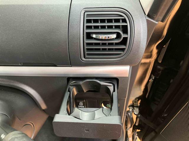 タントカスタムＸフルセグナビ　左側電動スライドドア　横滑り防止装置　アイドリングストップ　プッシュエンジンスタート　キーフリーシステム　バニティーミラー付き左右サンバイザー　運転席シートバックポケット（千葉県）の中古車