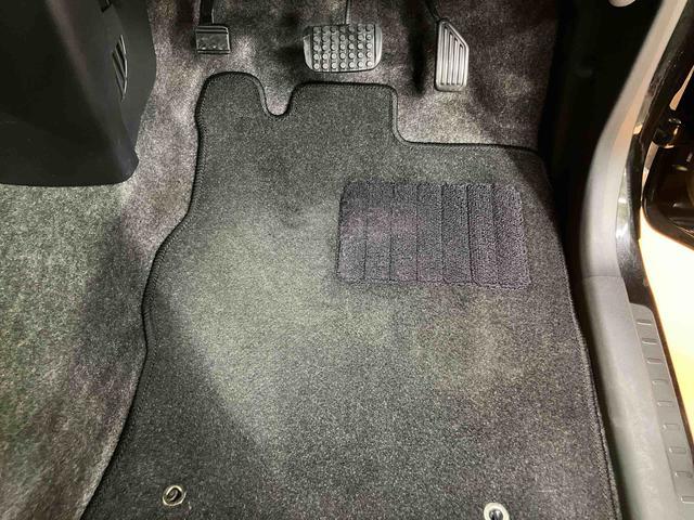 タントカスタムＸフルセグナビ　左側電動スライドドア　横滑り防止装置　アイドリングストップ　プッシュエンジンスタート　キーフリーシステム　バニティーミラー付き左右サンバイザー　運転席シートバックポケット（千葉県）の中古車