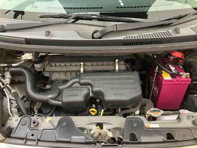 タントカスタムＸフルセグナビ　左側電動スライドドア　横滑り防止装置　アイドリングストップ　プッシュエンジンスタート　キーフリーシステム　バニティーミラー付き左右サンバイザー　運転席シートバックポケット（千葉県）の中古車