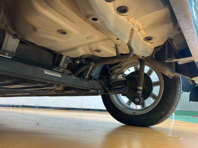 タントカスタムＸフルセグナビ　左側電動スライドドア　横滑り防止装置　アイドリングストップ　プッシュエンジンスタート　キーフリーシステム　バニティーミラー付き左右サンバイザー　運転席シートバックポケット（千葉県）の中古車