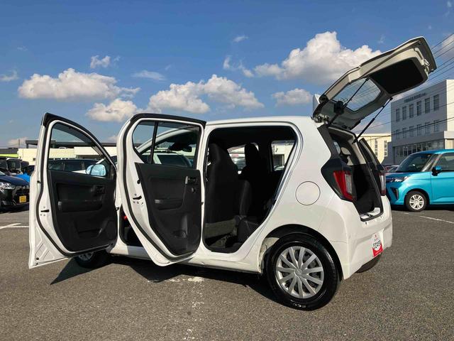 ミライースＬ　ＳＡIIIＣＤチューナー　衝突被害軽減ブレーキ　横滑り防止装置　コーナーセンサー　オートライト　オートハイビーム　キーレスエントリー　自発光式デジタルメーター　セキュリティアラーム　アイドリングストップ（千葉県）の中古車