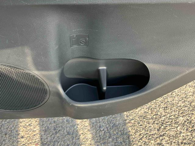 ミライースＬ　ＳＡIIIＣＤチューナー　衝突被害軽減ブレーキ　横滑り防止装置　コーナーセンサー　オートライト　オートハイビーム　キーレスエントリー　自発光式デジタルメーター　セキュリティアラーム　アイドリングストップ（千葉県）の中古車