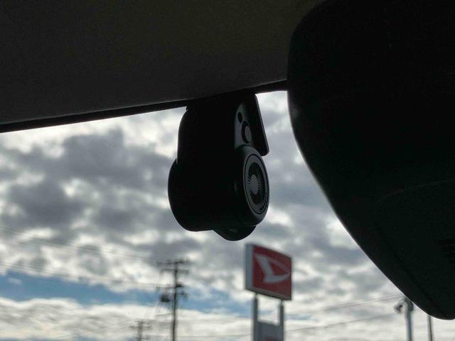 タントＸナビ／地デジ／ＤＶＤ／ＢＴ／ＵＳＢ　Ｂカメラ　前後ドラレコ　ＬＥＤヘッドランプ　オートライト　オートハイビーム　スマアシ　左電スラ　コーナーセンサー　シートヒーター　ステリモ　キーフリー　盗難防止警報（千葉県）の中古車