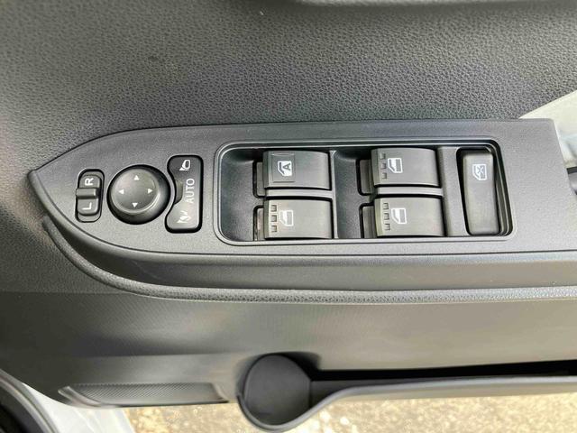 タントＸナビ／地デジ／ＤＶＤ／ＢＴ／ＵＳＢ　Ｂカメラ　前後ドラレコ　ＬＥＤヘッドランプ　オートライト　オートハイビーム　スマアシ　左電スラ　コーナーセンサー　シートヒーター　ステリモ　キーフリー　盗難防止警報（千葉県）の中古車