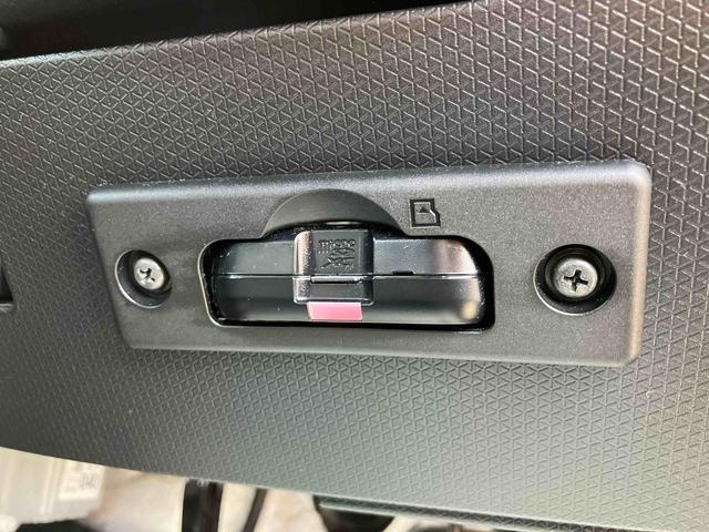 タントＬナビ／ＢＴ／ＴＶ／ＤＩＳＣ／バックカメラ／ステアスイッチ　前後ドラレコ　ＥＴＣ　スライドドア　ＬＥＤヘッドライト　オート格納ドアミラー　キーレスエントリー　コーナーセンサー　衝突被害軽減ブレーキ（千葉県）の中古車