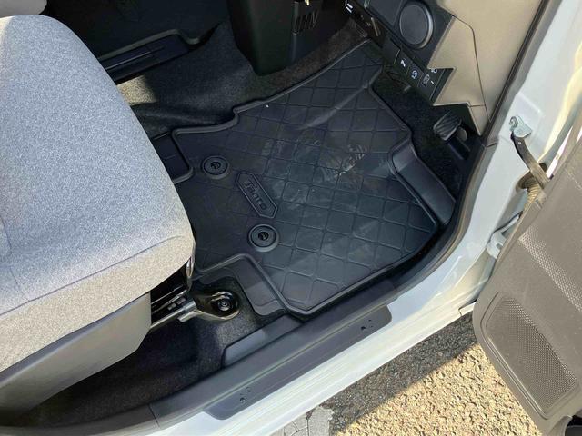 タントＬナビ／ＢＴ／ＴＶ／ＤＩＳＣ／バックカメラ／ステアスイッチ　前後ドラレコ　ＥＴＣ　スライドドア　ＬＥＤヘッドライト　オート格納ドアミラー　キーレスエントリー　コーナーセンサー　衝突被害軽減ブレーキ（千葉県）の中古車