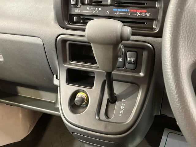 ハイゼットカーゴスペシャルクリーンスピーカー一体型ＡＭ・ＦＭラジオ　デュアルエアバッグ　エアコン　パワーステアリング　リヤワイパー　最大積載量３５０ｋｇ（２名乗車時）（千葉県）の中古車