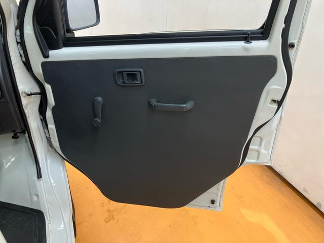 ハイゼットカーゴスペシャルクリーンスピーカー一体型ＡＭ・ＦＭラジオ　デュアルエアバッグ　エアコン　パワーステアリング　リヤワイパー　最大積載量３５０ｋｇ（２名乗車時）（千葉県）の中古車