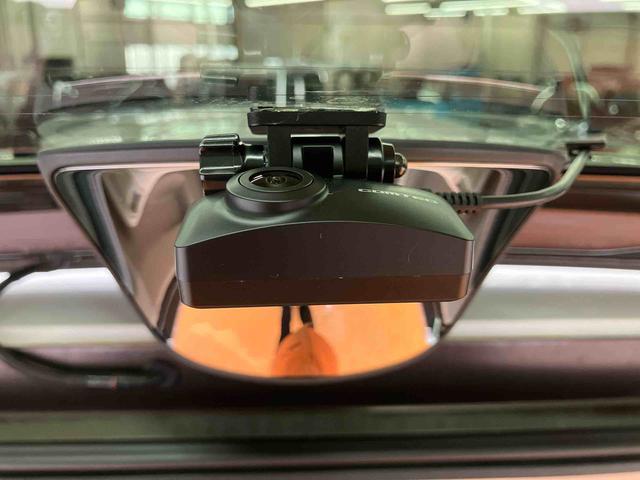 N−BOXG・Lパッケージナビ/TV/CD/DVD/バックカメラ/ステアリングスイッチ 前後ドラレコ ETC 両側パワスラ HIDヘッドライト 社外14インチアルミ スマートキー オート格納ドアミラー 衝突被害軽減ブレーキ(千葉県)の中古車