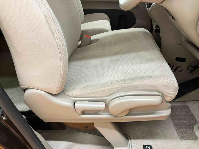 N−BOXG・Lパッケージナビ/TV/CD/DVD/バックカメラ/ステアリングスイッチ 前後ドラレコ ETC 両側パワスラ HIDヘッドライト 社外14インチアルミ スマートキー オート格納ドアミラー 衝突被害軽減ブレーキ(千葉県)の中古車