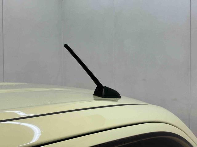 ミラココアココアXキーフリーシステム アイドリングストップ コーナーコントロール マニュアルレベリング機能付ハロゲンヘッドライト チルトステアリング 運転席シートリフター バニティーミラー付き左右サンバイザー(千葉県)の中古車