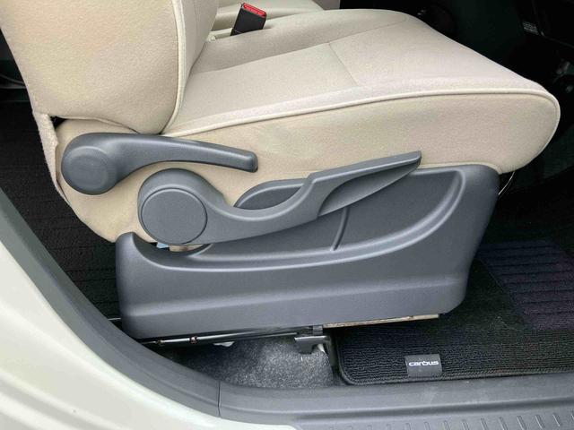 ムーヴキャンバスＸリミテッドメイクアップ　ＳＡIIナビ／ＴＶ／ＤＶＤ／ＢＴ　オートライト　両側電動スライドドア　衝突被害軽減ブレーキ　オートエアコン　社外アルミホイール　シートリフター　キーフリーシステム　足踏み式パーキングブレーキ　盗難防止アラーム（千葉県）の中古車