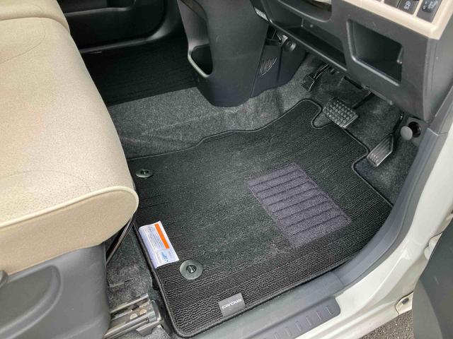 ムーヴキャンバスＸリミテッドメイクアップ　ＳＡIIナビ／ＴＶ／ＤＶＤ／ＢＴ　オートライト　両側電動スライドドア　衝突被害軽減ブレーキ　オートエアコン　社外アルミホイール　シートリフター　キーフリーシステム　足踏み式パーキングブレーキ　盗難防止アラーム（千葉県）の中古車